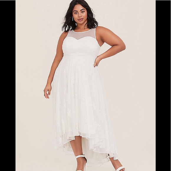 plus size wedding dresses torrid